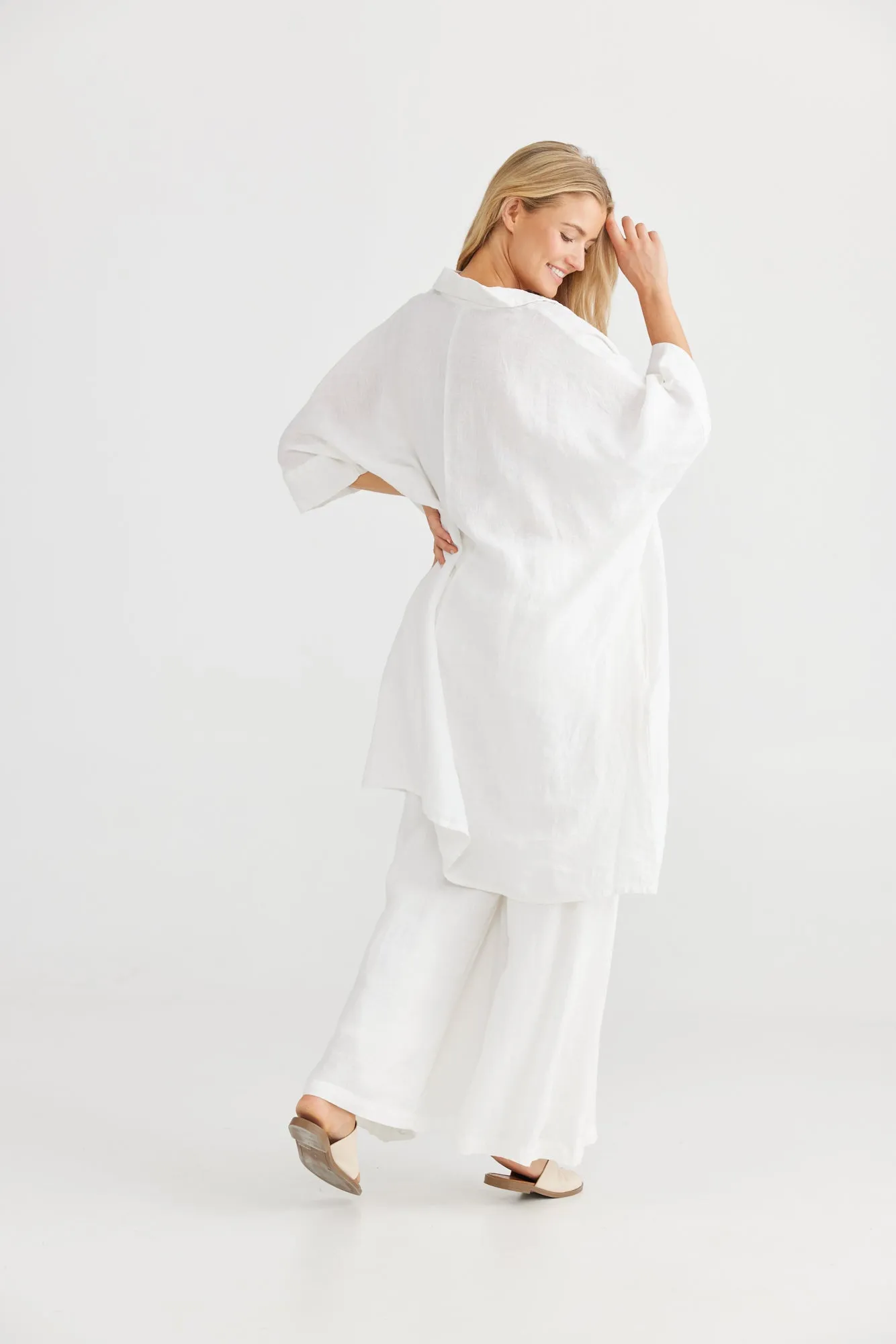 Casablanca Tunic in White   C'Est La Vie