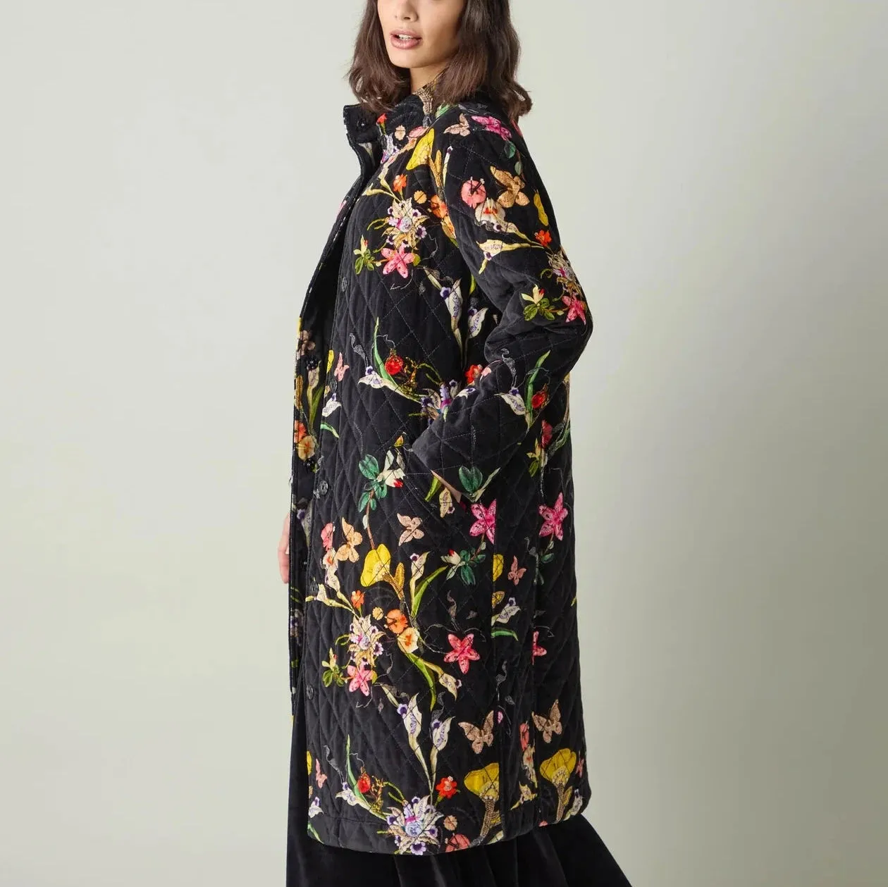 Embellished Vintage Floral Velvet Jacket - Black Multi