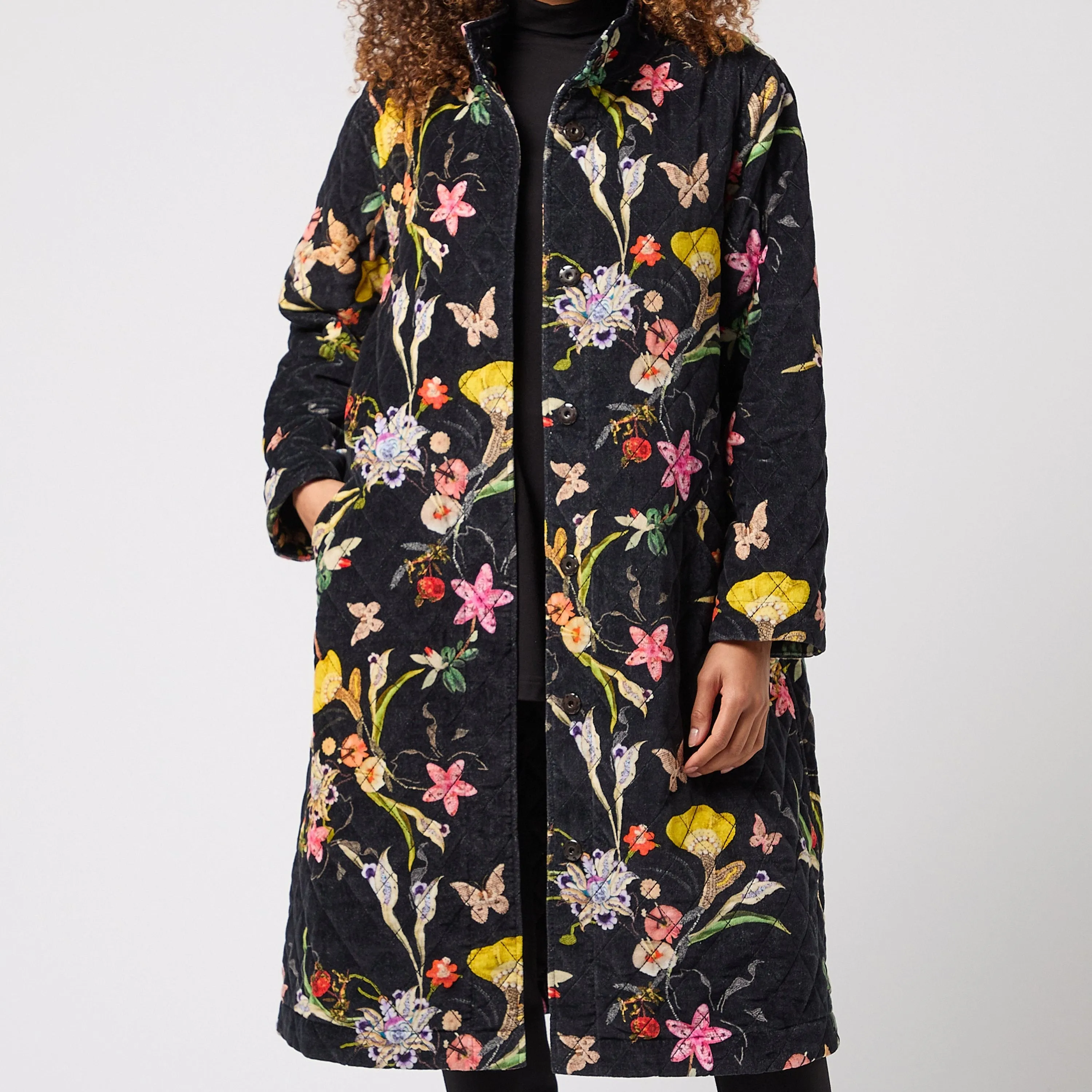 Embellished Vintage Floral Velvet Jacket - Black Multi