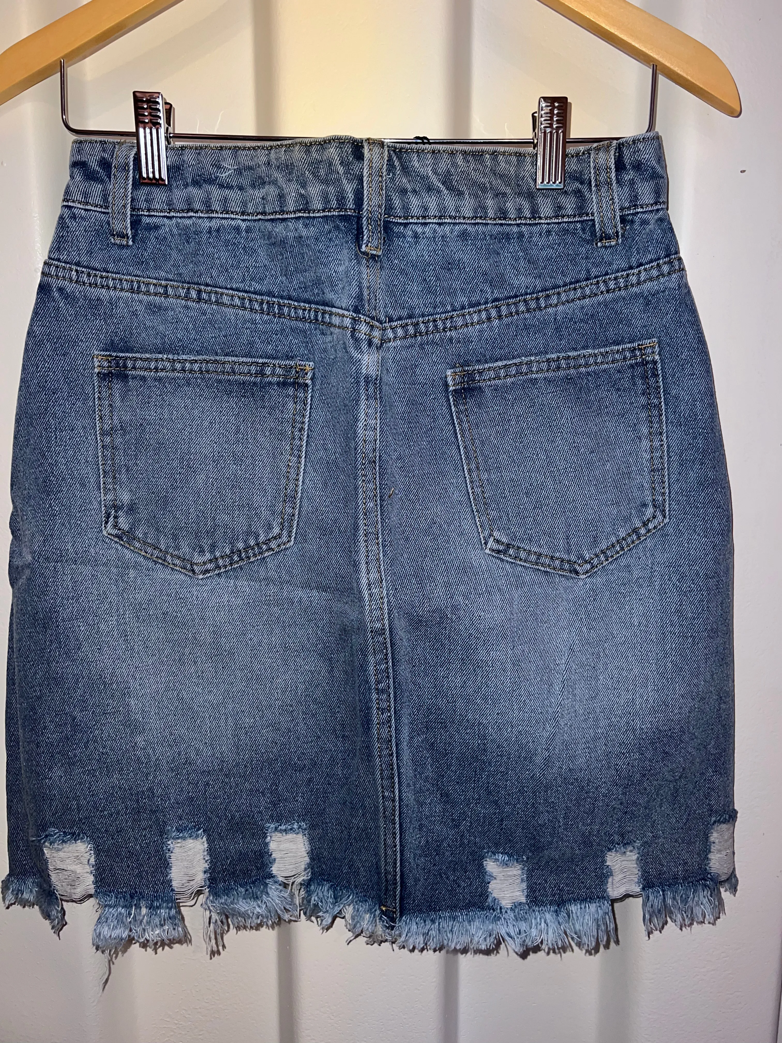 HW Slim Fit Denim Skirt