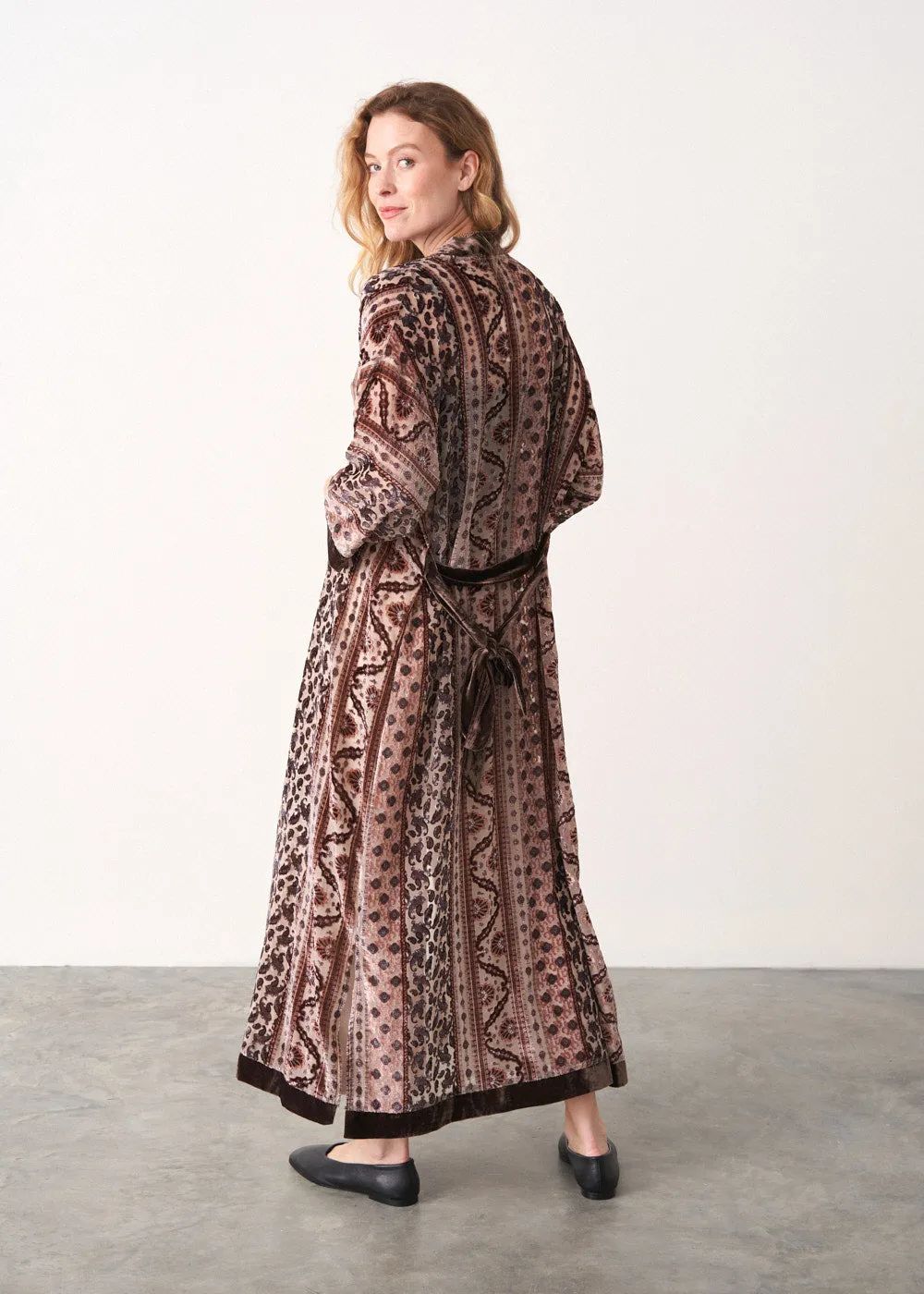 LIANA DEVOREE LONG COAT - BROWN