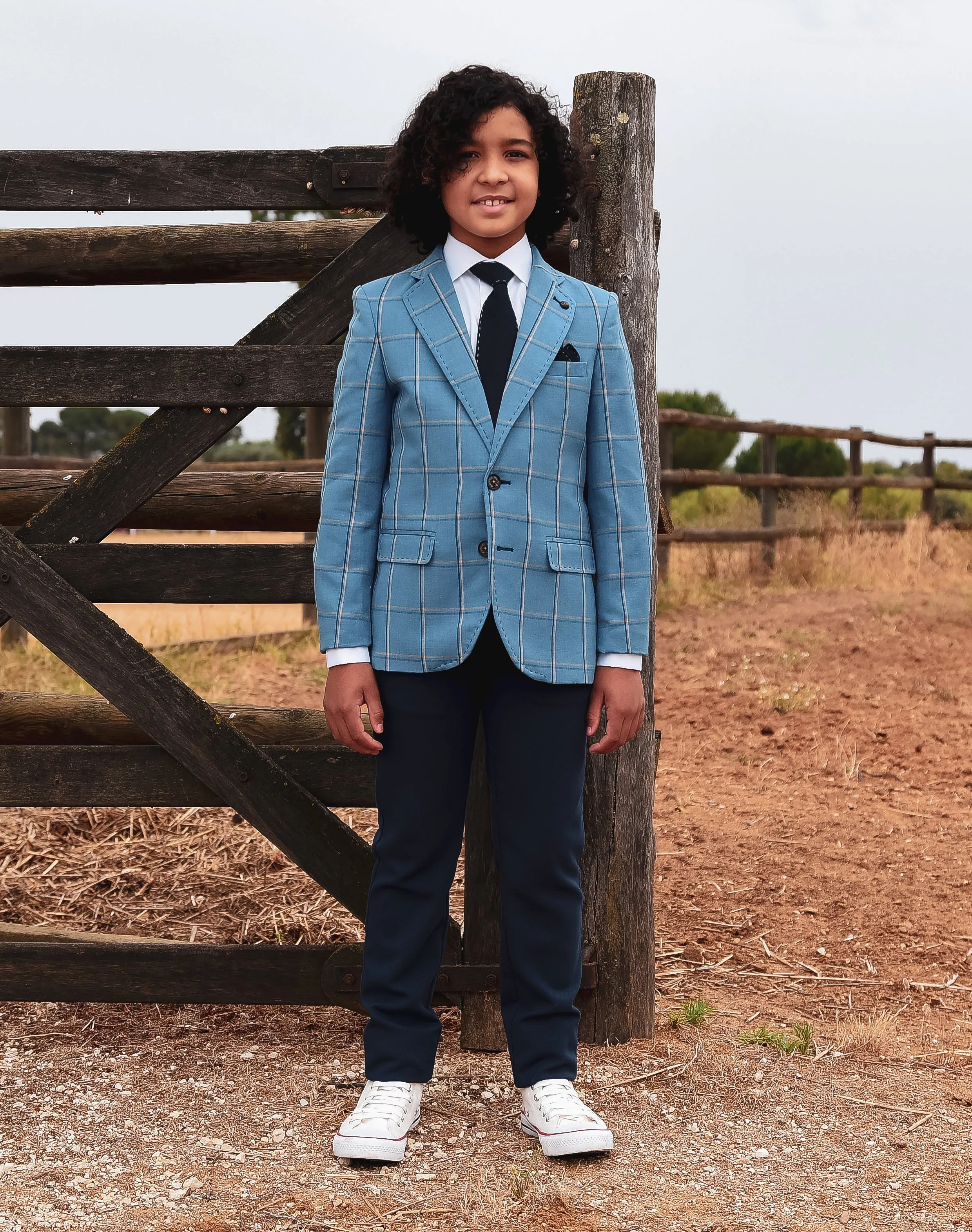 One Varones Boys Pale Blue Check Blazer