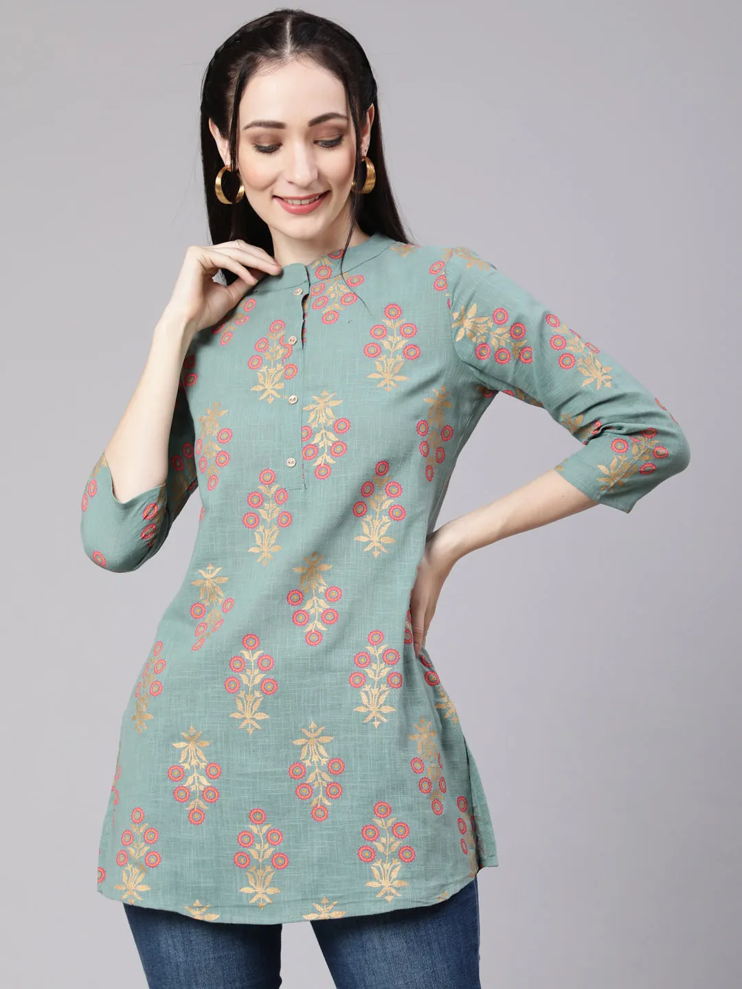 Women Green Ethnic Printed Straight Tunic With Three Quarter Sleeves